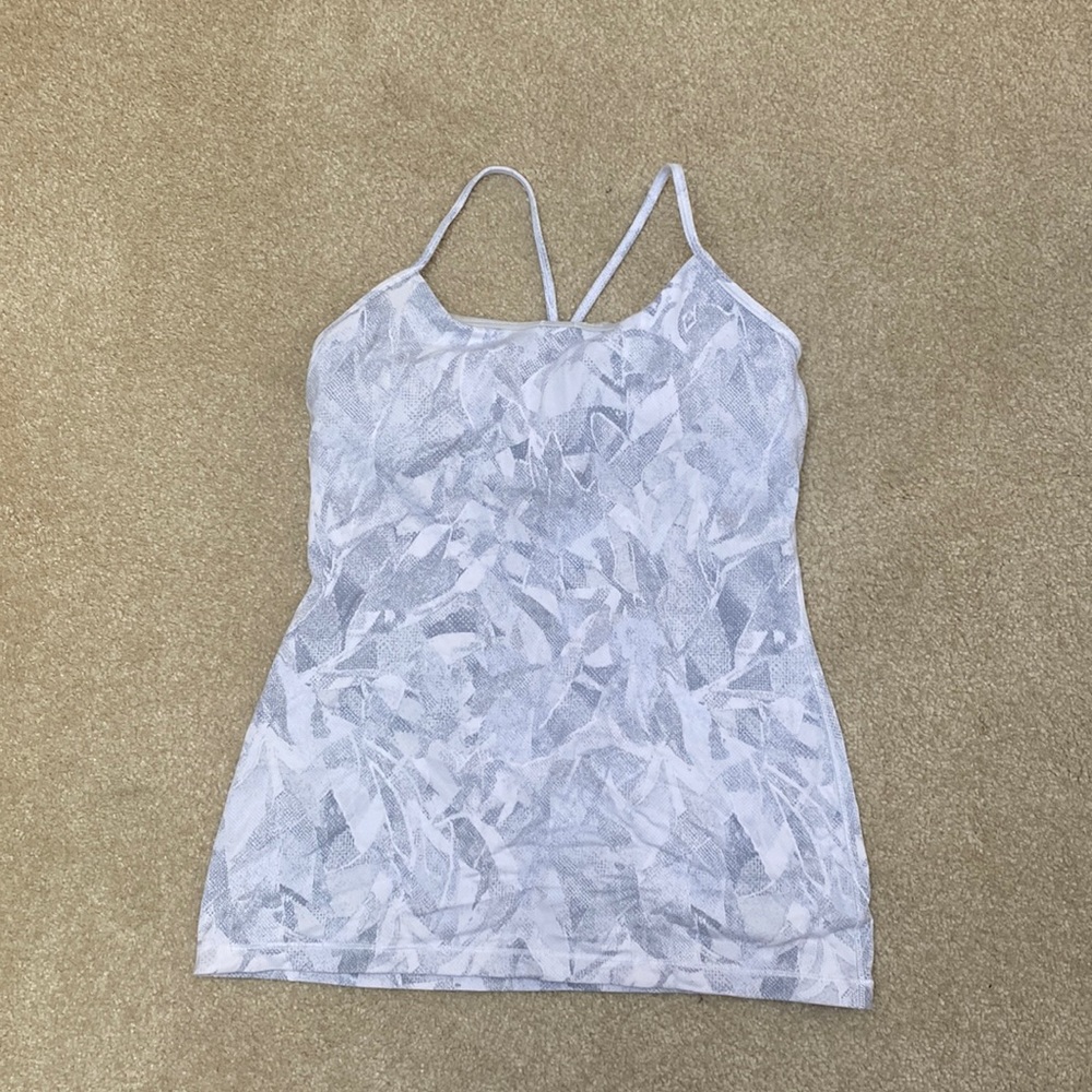 Lulu lemon top